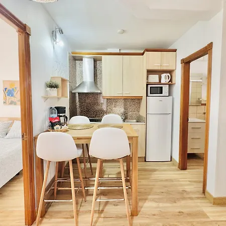 Apartamentos Ohana Los Cristianos Centro Y Playa Los Cristianos (Tenerife)