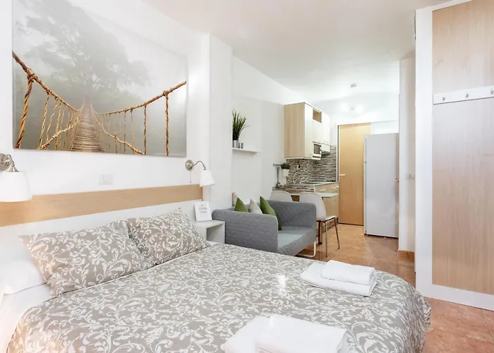 Apartamentos Ohana Los Cristianos Centro Y Playa Apartament *