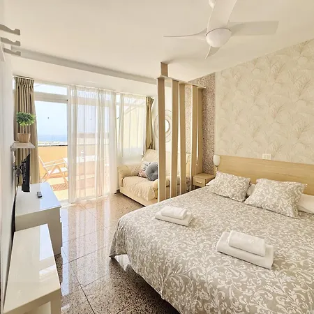 Ohana - Edificio Tonillo * Los Cristianos (Tenerife)